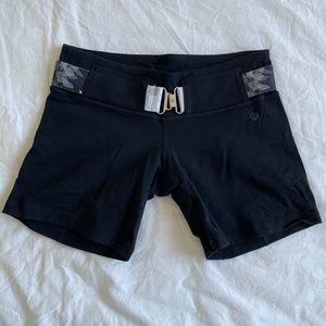 Black Lululemon 4" Shorts with Belt - Size 4